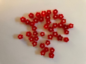 Millefiori Glaskralen 40 suks Bloem 5-6 mm Rood met Witte kern
