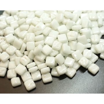 Glas Vierkantjes 8 mm Basis 50 gram Wit 040