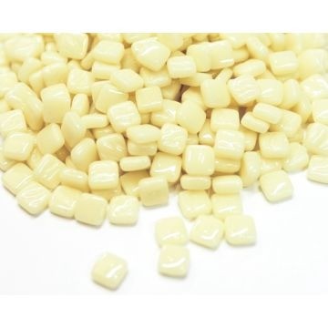 Glas Vierkantjes 8 mm Basis 50 gram Creme 090