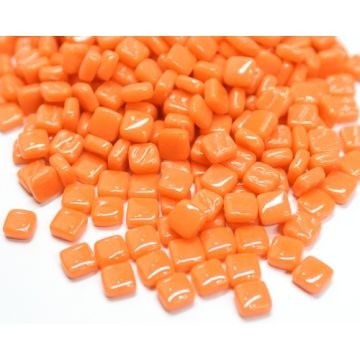 Glas Vierkantjes 8 mm Basis 50 gram Fel Oranje 105