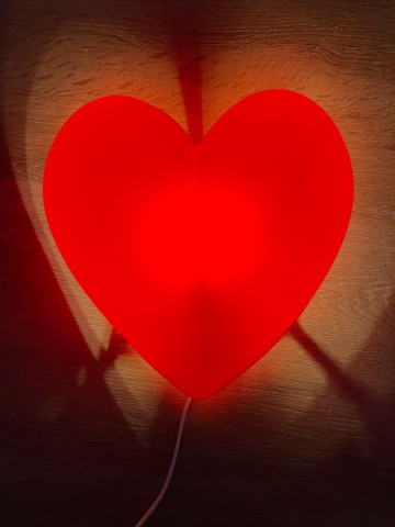 (koopjes) lamp in de vorm van een hart 28 x30 cm