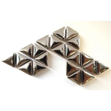 Keramiek Driehoekjes 50 gram Zilver H02