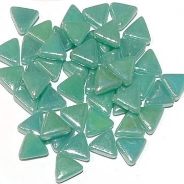 Glas Driehoekjes 10mm 50 gram Licht Turquoise Parelmoer 013P