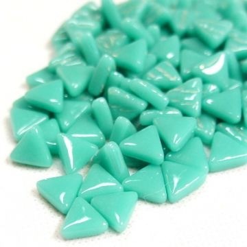 Glas Driehoekjes 10mm 50 gram Turquoise 014