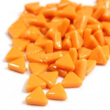 Glas Driehoekjes 10mm 50 gram Oranje 104