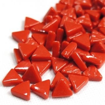 Glas Driehoekjes 10mm 50 gram Rood 107