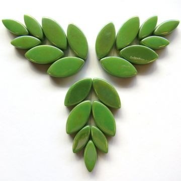 Glas Blaadjes recht Basis 50 gram Zachtgroen 019