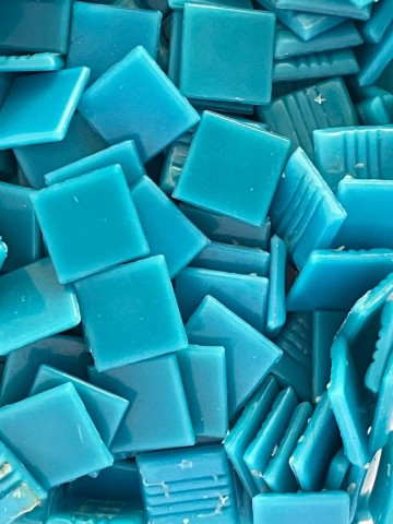 Glas Vierkantjes 20mm 500 gram voordeelzakken Helder Blauw