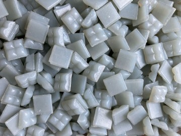 (koopjes) Glas Vierkantjes 10 mm 100 gram Lichtgrijs glad