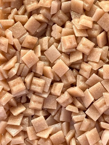 Glas Vierkantjes 10mm Basis 50 gram Licht Zalmroze