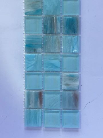 Glas Vierkantjes 20mm Goudader 45 stuks Licht Zee Blauw