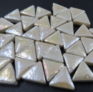 Keramiek Driehoekjes Parelmoer 25 gram Mix Beige M12