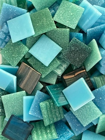 Glas Vierkantjes 20mm 500 gram voordeelzakken Luxe Turquoise- Zee Blauw Mix