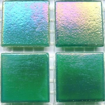 Glas Vierkantjes 20mm Parelmoer 45 stuks Groen WB26